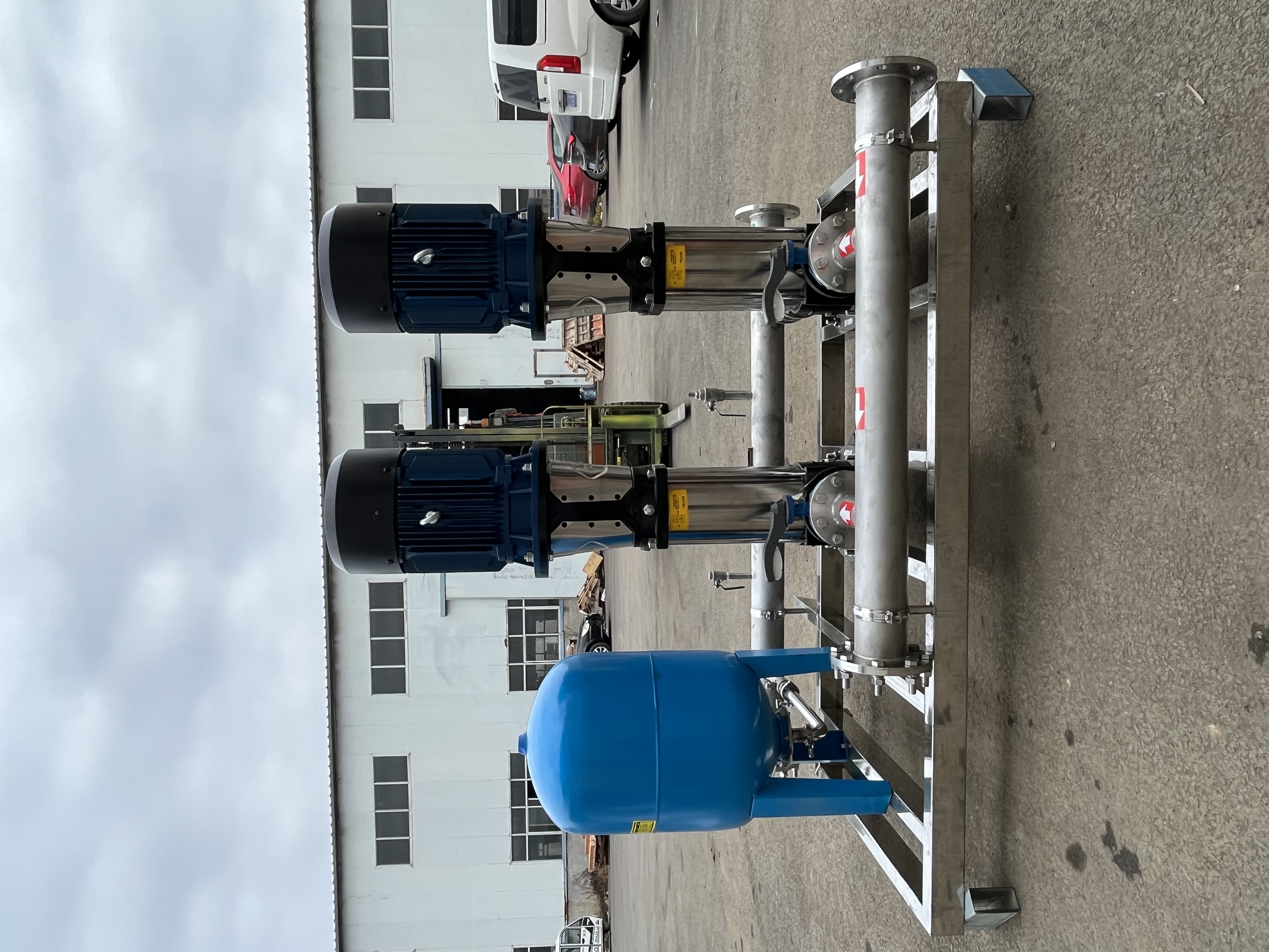 恒壓變頻供水機組